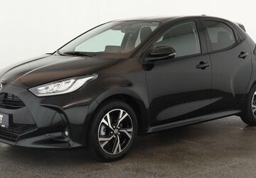 Toyota Yaris 18.600 km 21.984 &euro; Neuss 41460