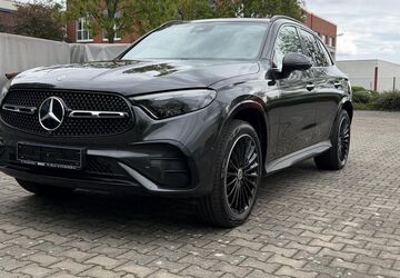 Mercedes-Benz GLC 300 49.280 km 59.950 &euro; Willich 47877
