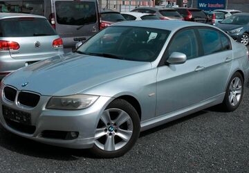 BMW 320 183.000 km 3.999 &euro; Mönchengladbach 41063