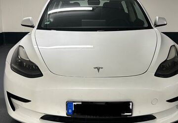 Tesla Model 3 97.200 km 23.800 &euro; Düsseldorf 40221