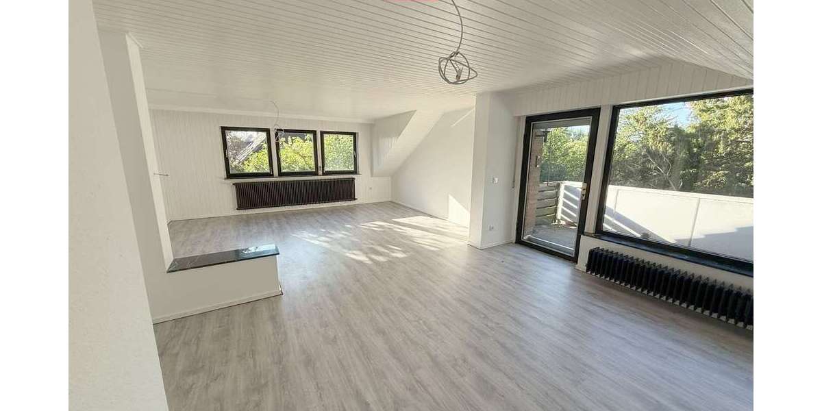 Etagenwohnung Neuss Erfttal - 4 Zimmer, 140 m&sup2;, 1.100&euro; | Angebot:27443039
