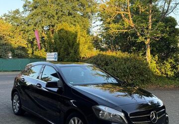 Mercedes-Benz A 180 119.907 km 11.200 &euro; Mönchengladbach 41068