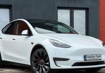 Tesla Model Y 47.240 km 37.999 &euro; Neuss 41472