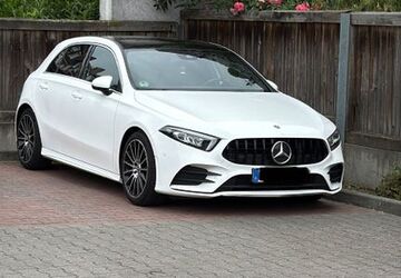 Mercedes-Benz A 180 82.000 km 21.490 &euro; Düsseldorf 40589