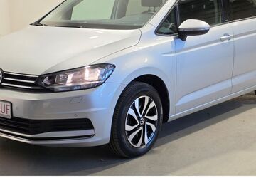 VW Touran 36.005 km 26.880 &euro; Mönchengladbach 41061