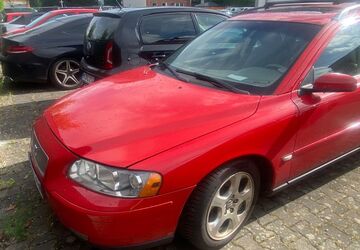Volvo V70 325.300 km 4.499 &euro; Mönchengladbach 41068